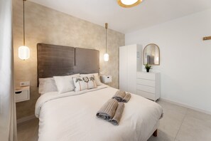 3 bedrooms, in-room safe, iron/ironing board, free WiFi