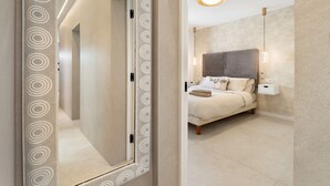 3 bedrooms, in-room safe, iron/ironing board, WiFi (free)