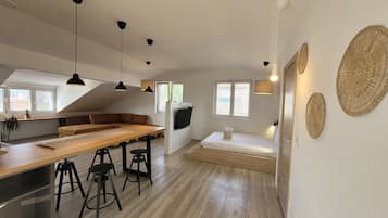 Departamento Deluxe, vista a la ciudad | Escritorio y wifi gratis