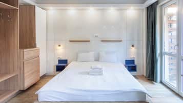 Standard Triple Room, Balcony | Interior detail