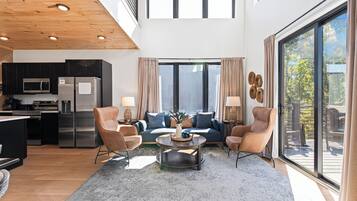 Smart TV, fireplace, video games