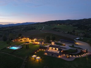 المنشأة من الخارج