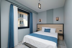 Espace de travail pour ordinateur portable, fer et planche à repasser