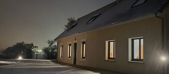 Casa vacanze 'Maison De Campagne Brûlon' con vista lago, terrazza privata e Wi-Fi