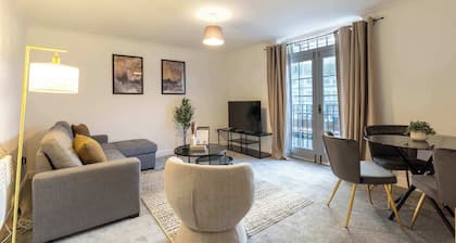 Whitehaven 2-Bedroom Apartment | Panoramic Sea Views