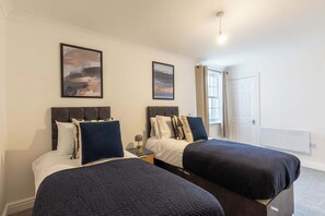 2 chambres, bureau, fer et planche à repasser, Wi-Fi