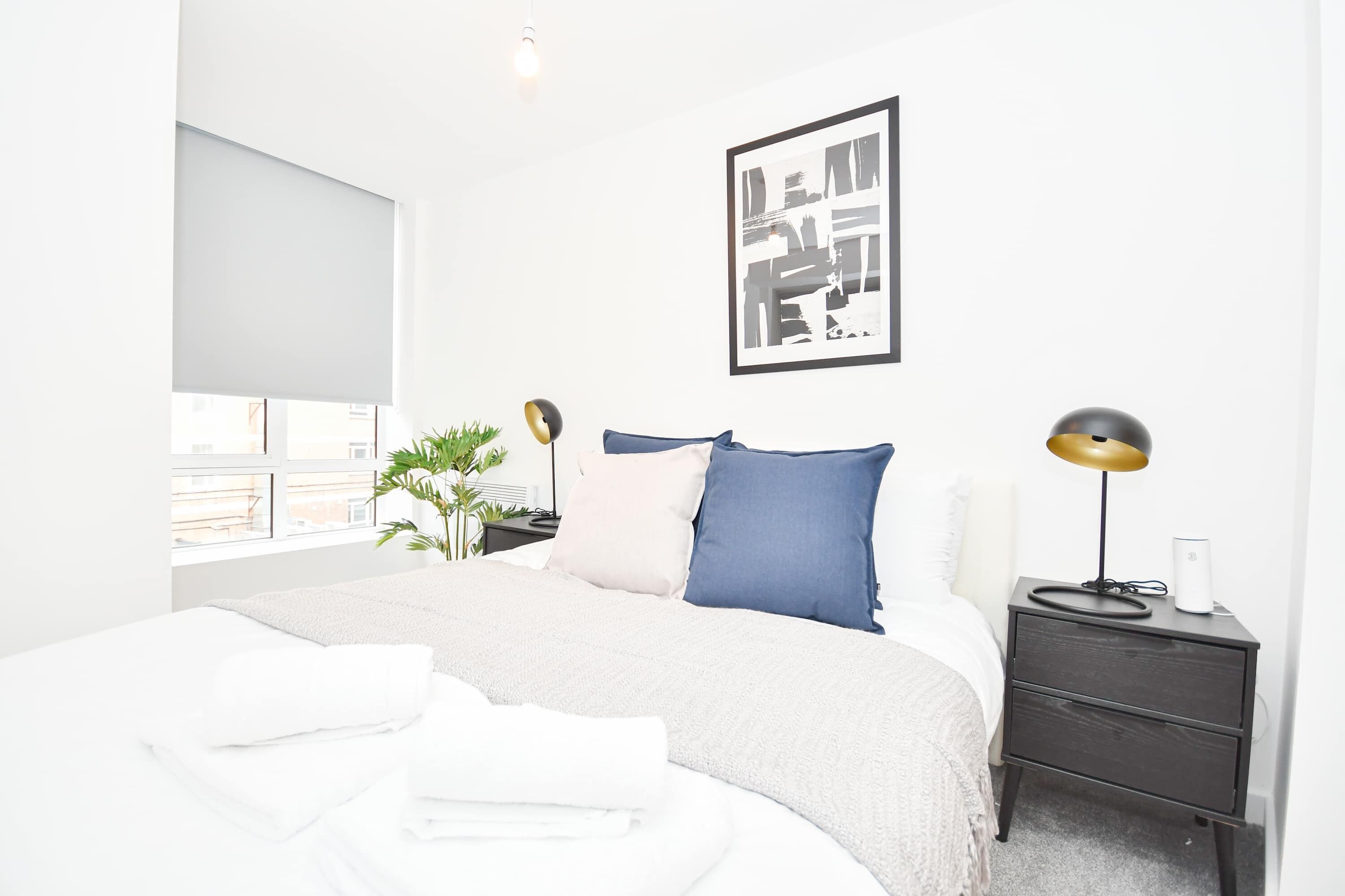 1 chambre, bureau, fer et planche à repasser, Wi-Fi