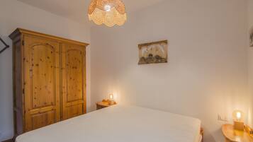 2 sovrum, strykjÀrn/strykbrÀda, gratis wi-fi och sÀngklÀder