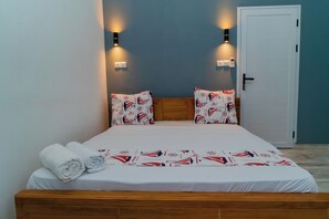 Classic Apartment, 3 Bedrooms, Balcony, Garden View | In-room safe, iron/ironing board, free WiFi - Cattleya Guest House (Nosy Be)
