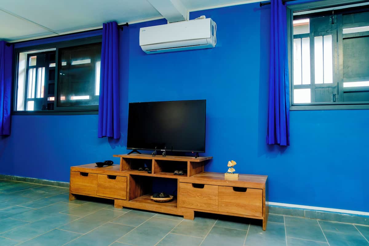 Studio Suite phong cách cổ điển, ban công, quang cảnh vườn | Khu phòng khách