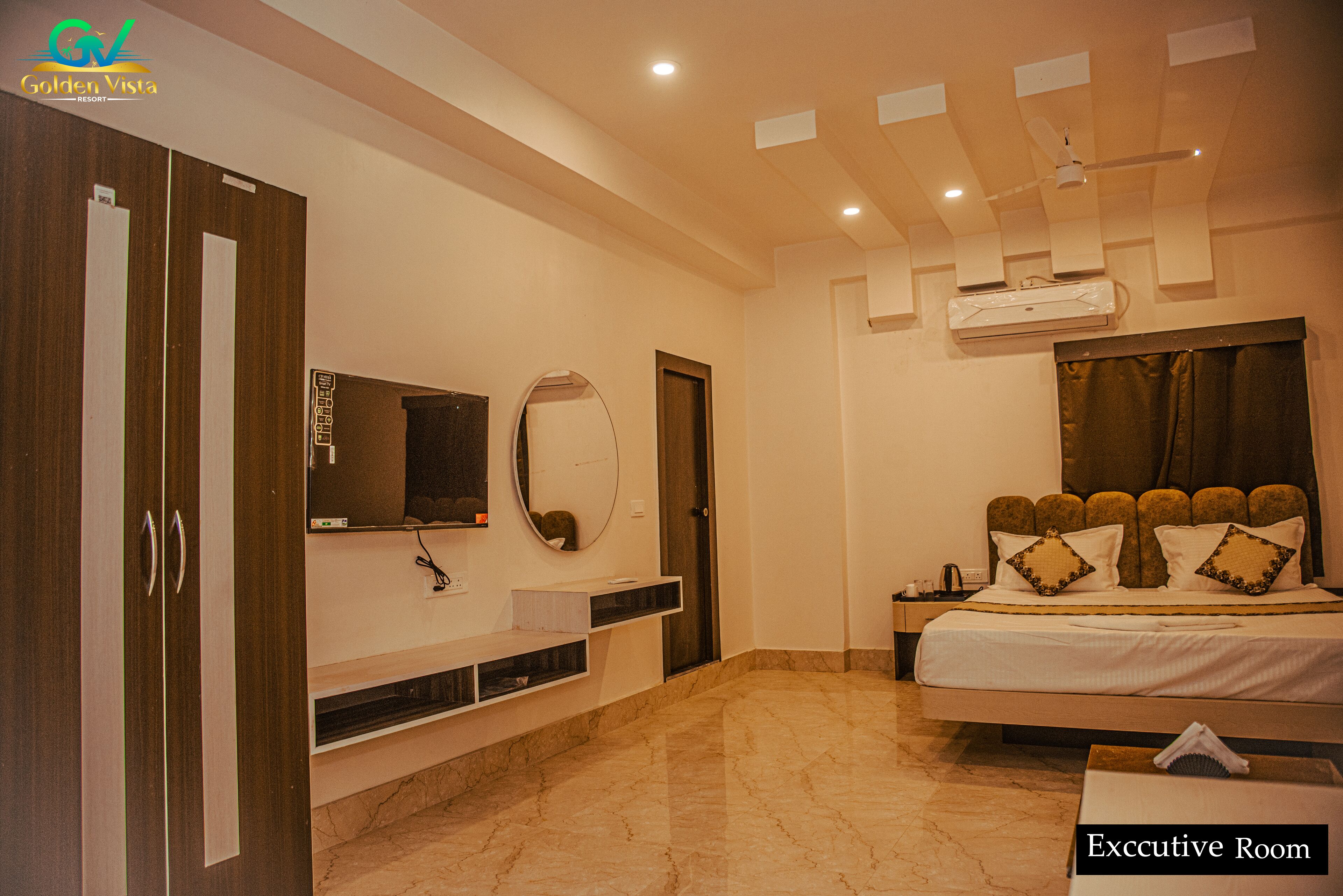 办公桌、免费 WiFi