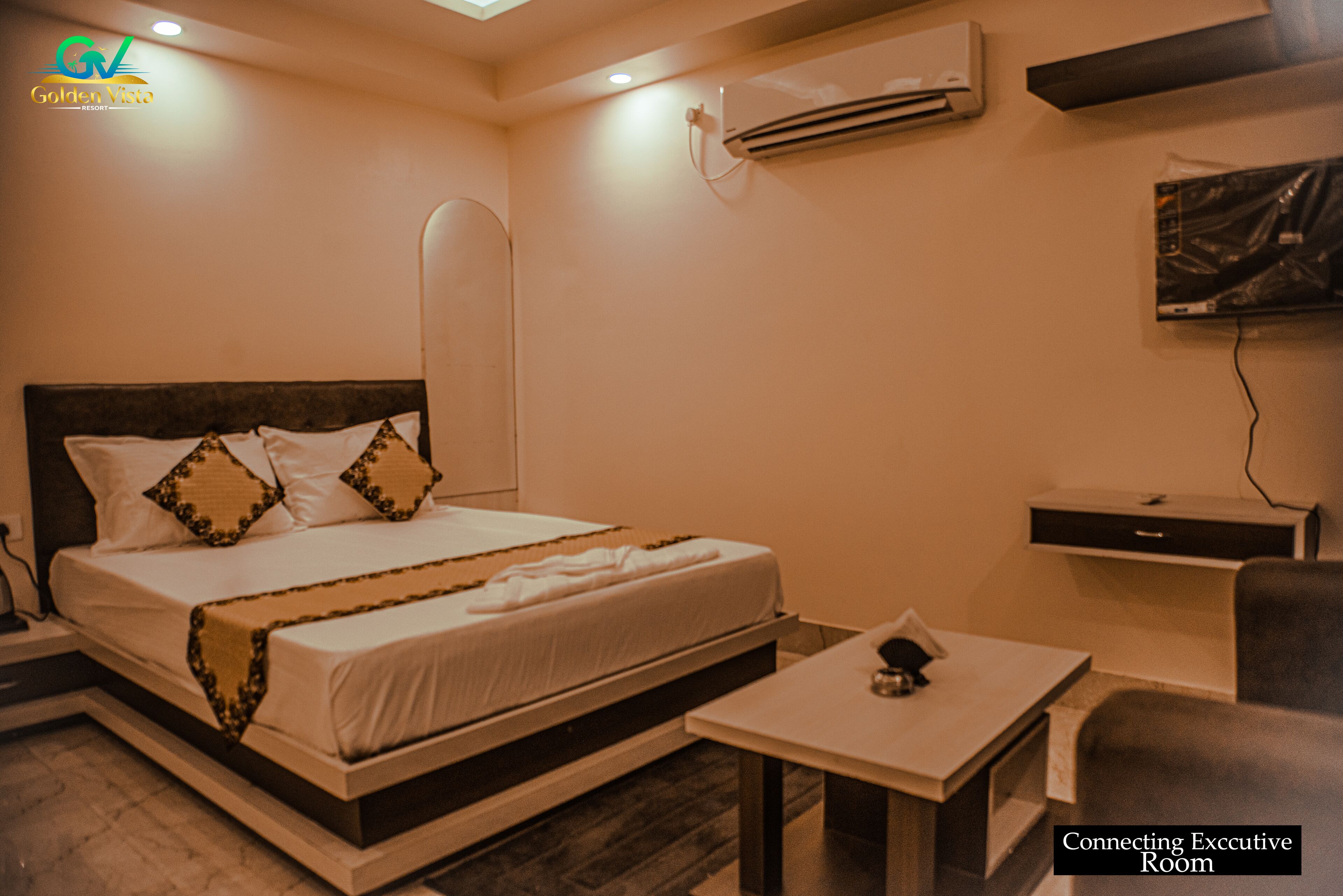Executive Triple Room | Desk, free WiFi