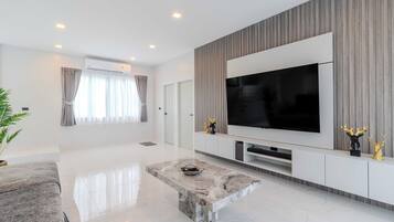 Villa, Patio | Living area