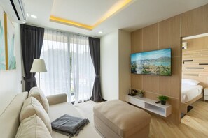 1 bedroom, iron/ironing board, internet, bed sheets