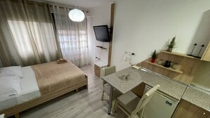 Studio, 1 Bedroom - Piazza Downtown Cozy Studio (Tirana)