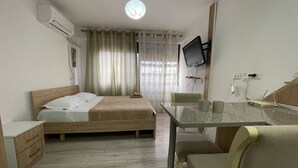 Studio, 1 Bedroom - Piazza Downtown Cozy Studio (Tirana)