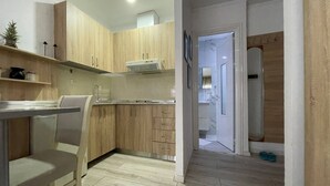 Studio, 1 Bedroom | Private kitchen - Piazza Downtown Cozy Studio (Tirana)