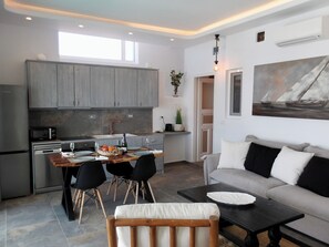 Living area - Premier 2 Bedroom Apartment with Private Pool (Mykonos)