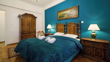 3 Schlafzimmer, Schreibtisch, Bügeleisen/Bügelbrett, kostenloses WLAN