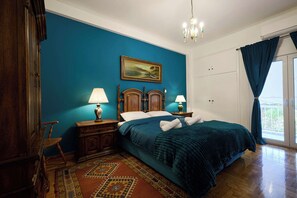 3 habitaciones, escritorio, tabla de planchar con plancha y wifi gratis