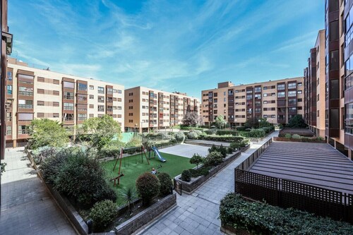 Madrid Stay – Paddle, Gym, Pool, Parking