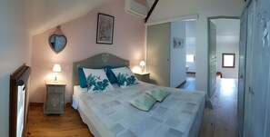 2 bedrooms, iron/ironing board, WiFi, bed sheets