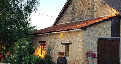 Chambre d’hôtes « Chambre Double Carpediem Bergerac » avec jardin commun, Wi-Fi et climatisation