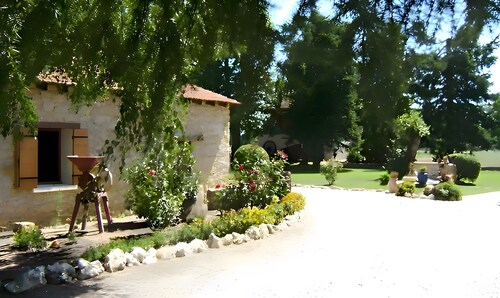 Chambre d’hôtes « Chambre Familiale Carpediem » avec jardin partagé, Wi-Fi et climatisation