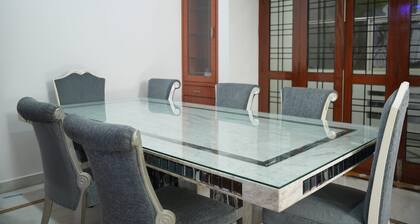 Stylish 4-bedroom Family Getaway Luxury Living