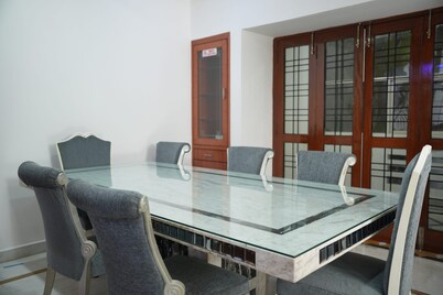 Stylish 4-bedroom Family Getaway Luxury Living