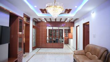 Apartemen, 4 kamar tidur, akses difabel, Boleh Merokok | Ruang keluarga