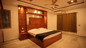 Huoneisto, 4 makuuhuonetta, esteetön, tupakointi sallittu | 4 makuuhuonetta