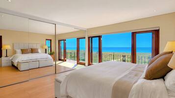 5 Schlafzimmer, Zimmersafe, Bügeleisen/Bügelbrett, Reisekinderbett