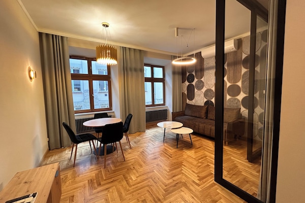 Apartamento conforto, 1 cama Queen e sofá-cama, cozinha americana | Área de estar