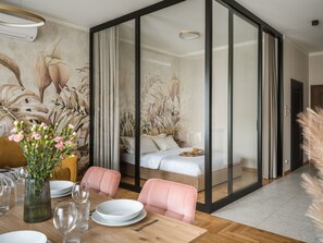 Comfort Apartment, 1 Queen Bed with Sofa bed, Kitchenette | Living area - Art Palace by Fragola Collection (Kraków)