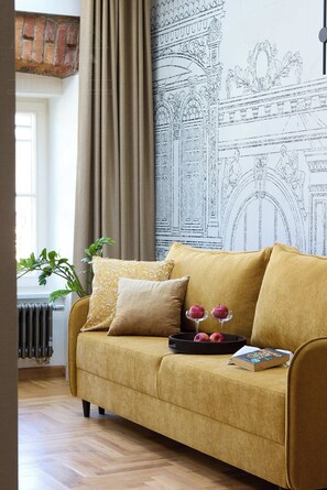 Lejlighed - 1 soveværelse - tekøkken - mezzanin | Opholdsområde