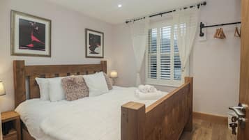 Cottage | Interior