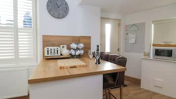 Cottage | Interior
