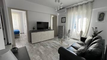 TV
