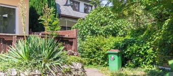 Luxury Garden Villa Sleeps 16 Guests