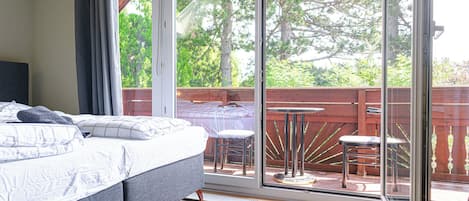 Apartamento básico | Ferros/tábuas de passar roupa, Wi-Fi de cortesia