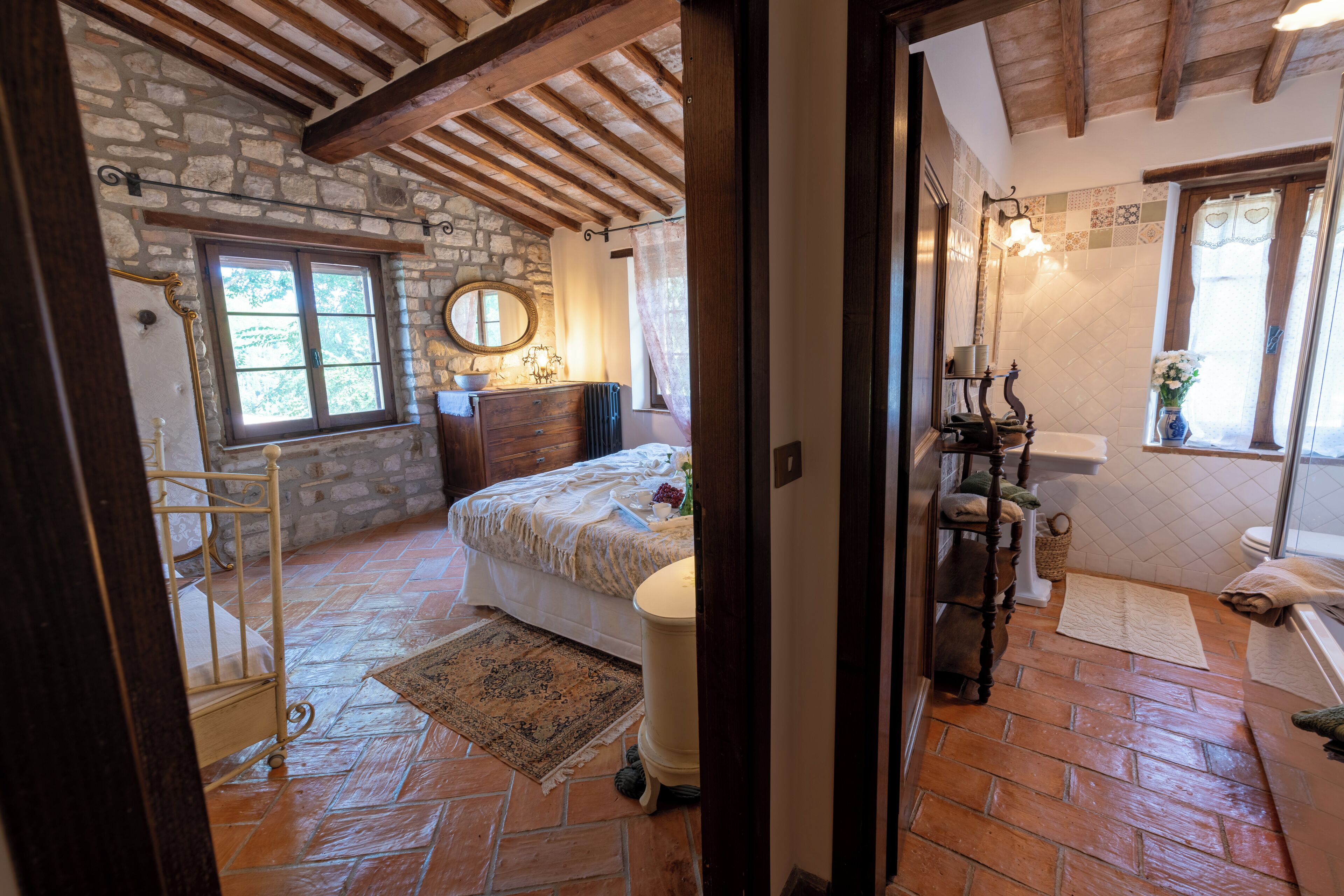 3 bedrooms, travel crib, free WiFi, bed sheets