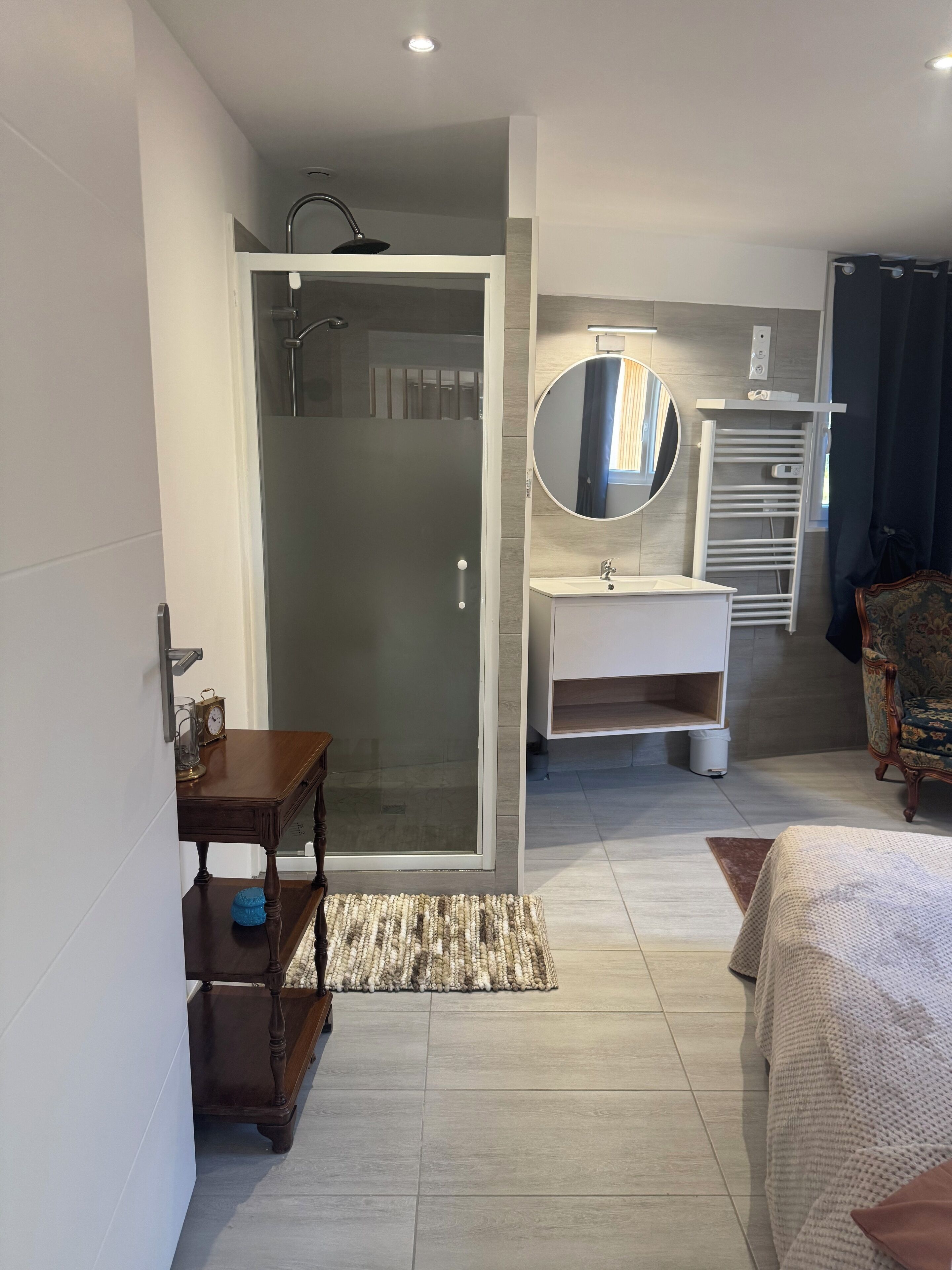 4 Schlafzimmer, kostenloses WLAN, Bettwäsche, Rollstuhlgeeignet