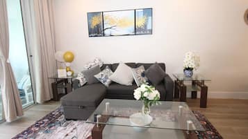 Televisión y oficina