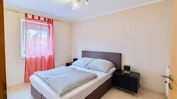 2 Schlafzimmer, Bügeleisen/Bügelbrett, kostenloses WLAN, Bettwäsche