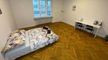 Classic Room, 1 Double Bed | Desk, laptop workspace, iron/ironing board, free WiFi