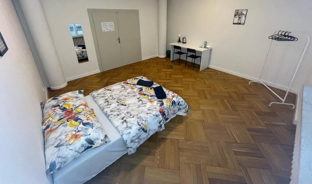 Classic Room, 1 Double Bed | Desk, laptop workspace, iron/ironing board, free WiFi