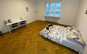 Classic Room, 1 Double Bed | Desk, laptop workspace, iron/ironing board, free WiFi
