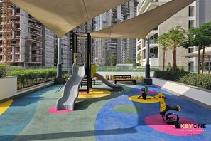 Children’s play area – outdoor