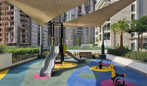 Área de juegos infantiles al aire libre